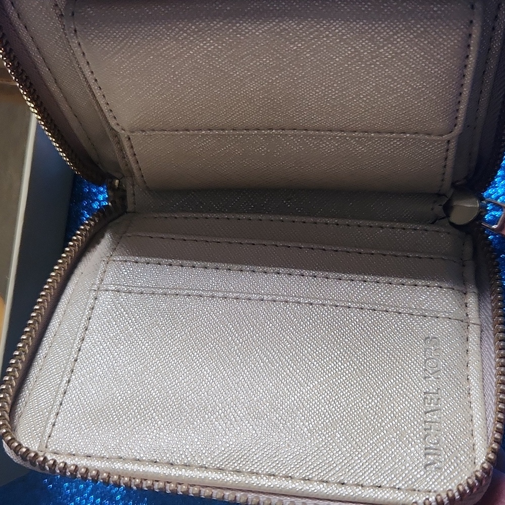 Michael Kors Metallic Gold Zip Wallet - Picture 6 of 11